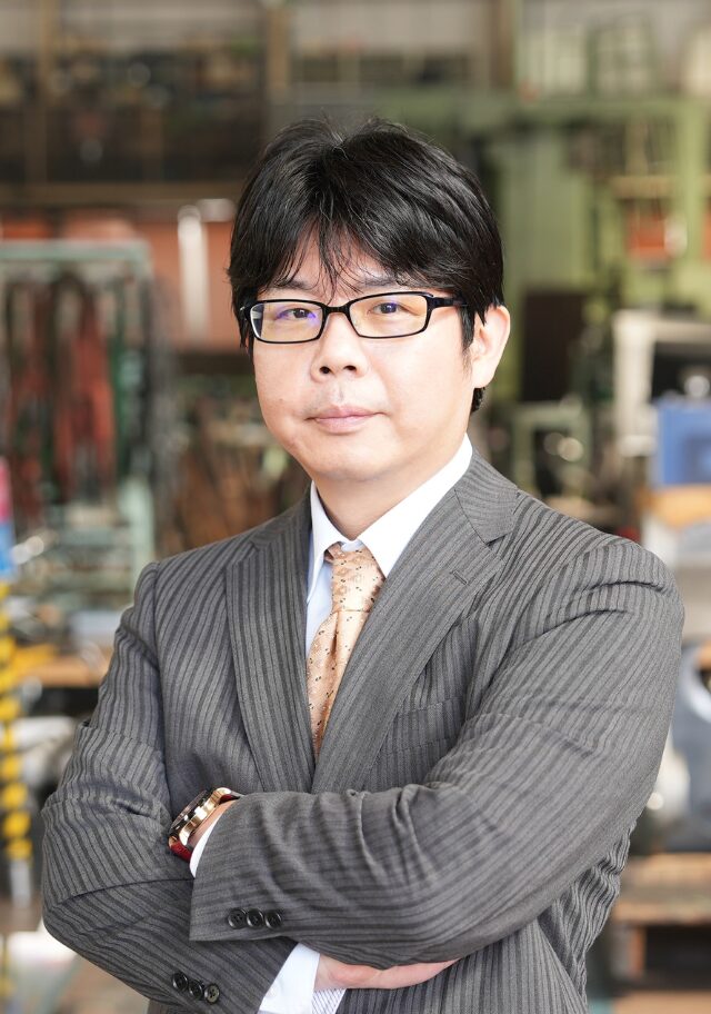 代表取締役